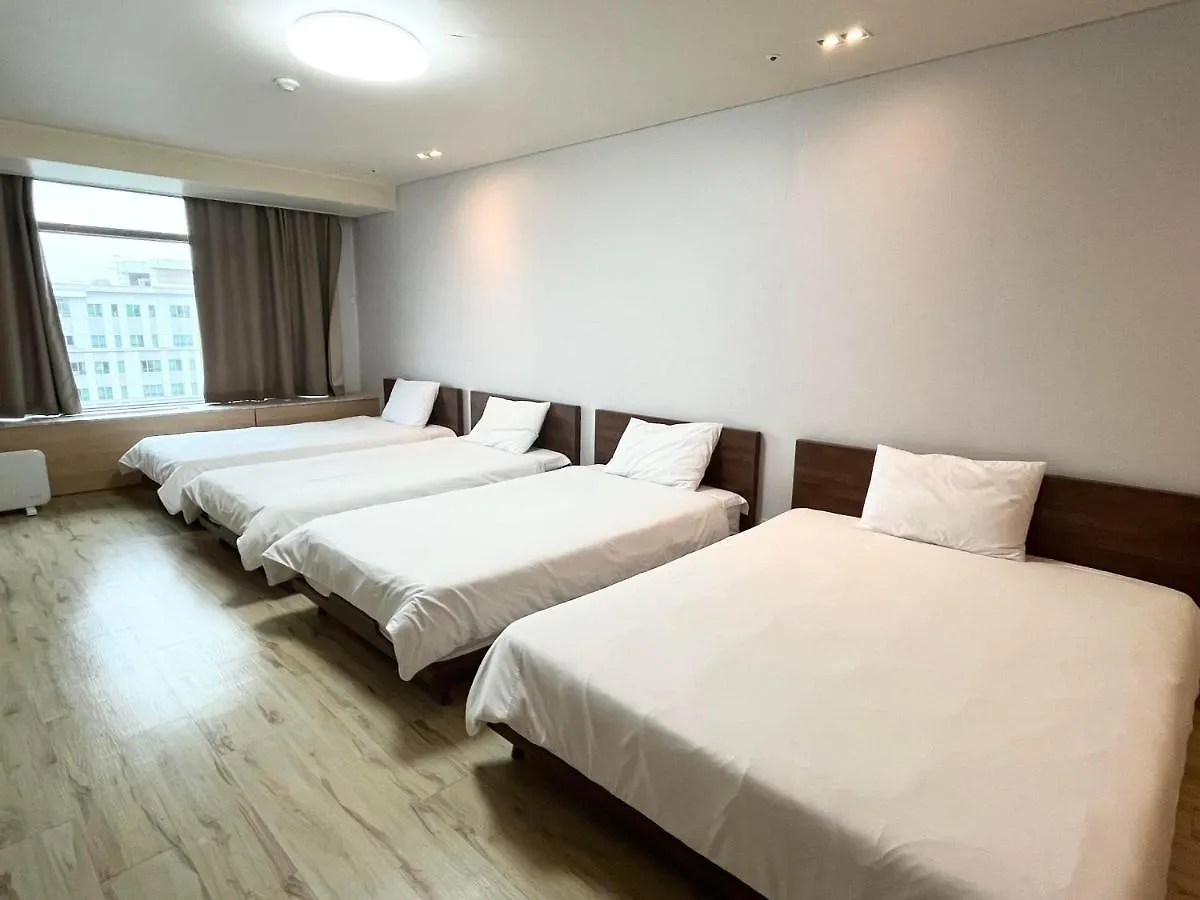 ** בית הארחה Incheon Airport Guesthouse קוריאה הדרומית