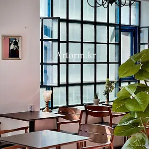 Ara125 Hostal